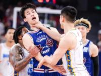 IM电竞投注平台-比赛中球员间发生冲突，场面一度失控