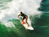 LOL直播-塔图姆的指挥艺术与马刺的血性之战，两种团队篮球的现代交响