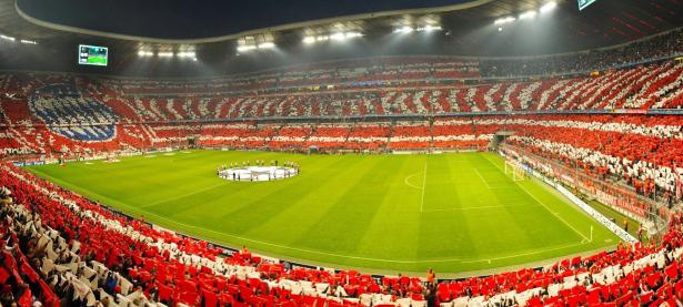 IM竞技-郑思维高光时刻点燃全场，中国队完胜泰国队展羽球王者风范