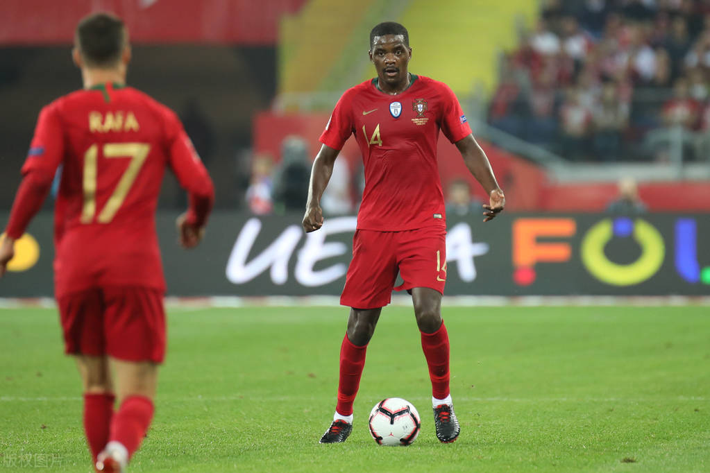 包含汉诺威客场大胜弗赖堡,豪取三分的词条 包含汉诺威客场大胜弗赖堡,豪取三分的词条