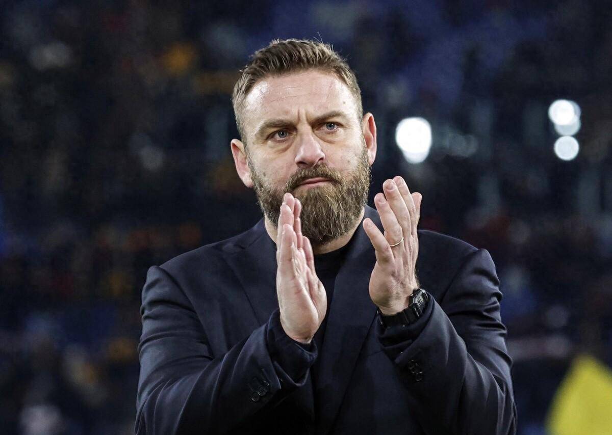 关于罗马主场作战引发球迷争议,全队合力保持团结的信息 关于罗马主场作战引发球迷争议,全队合力保持团结的信息