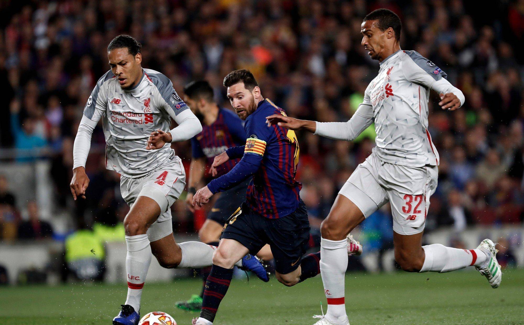 包含精彩刺激的足球比赛中，一场荧屏上的视觉盛宴的词条