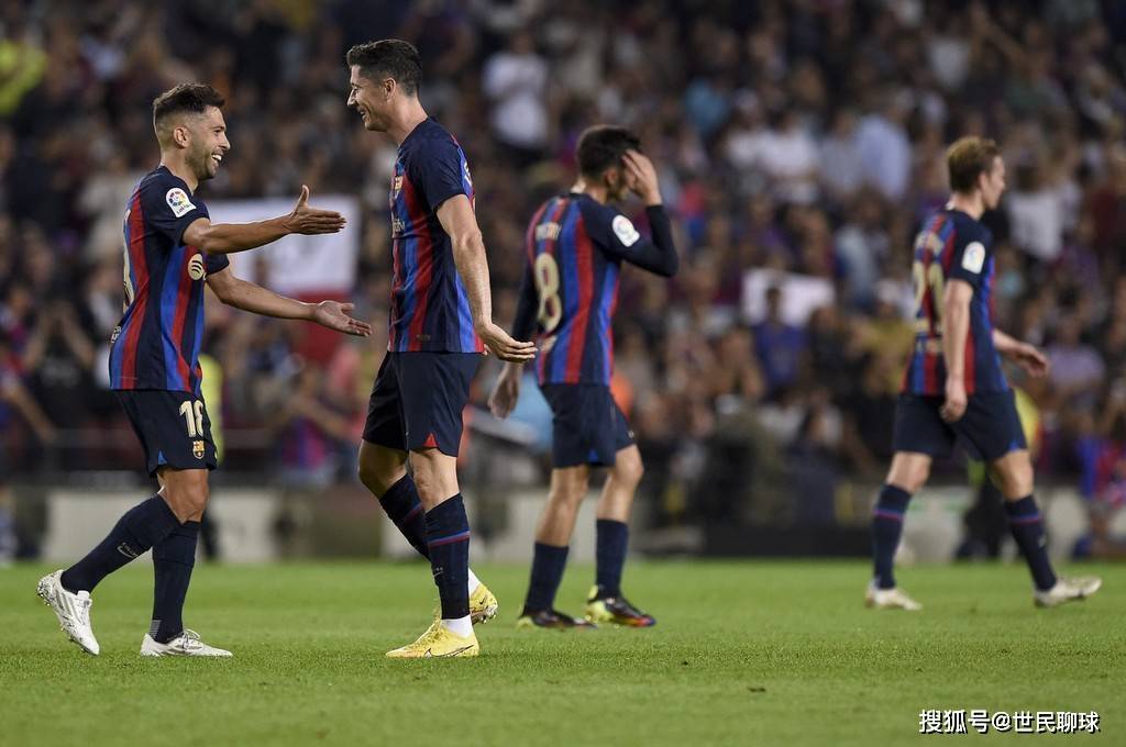 巴塞罗那控球不稳,需稳定进攻配合 巴塞罗那控球不稳,需稳定进攻配合