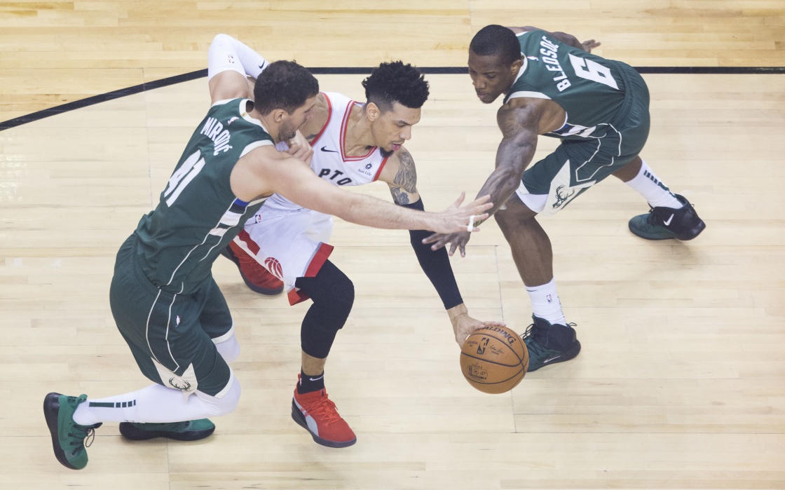 猛龙面对雄鹿逆转成功,晋级东部决赛的简单介绍 猛龙面对雄鹿逆转成功,晋级东部决赛的简单介绍