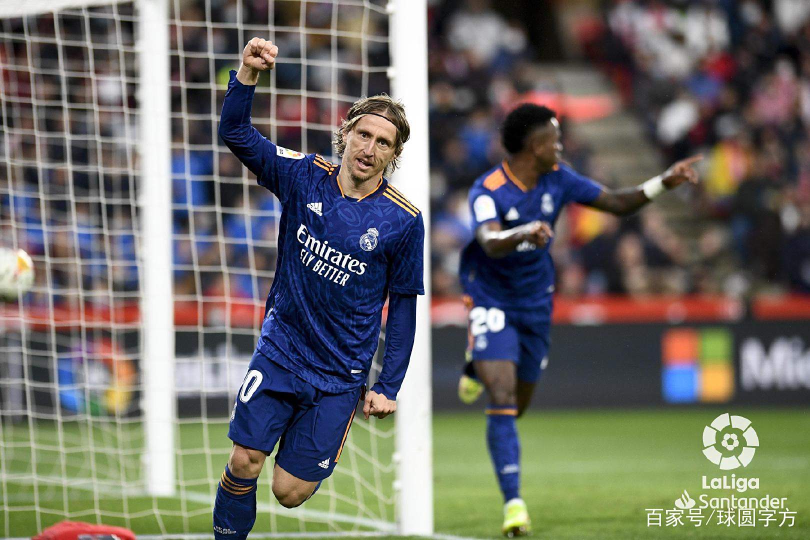 皇家社会客场取胜，继续领跑积分榜的简单介绍