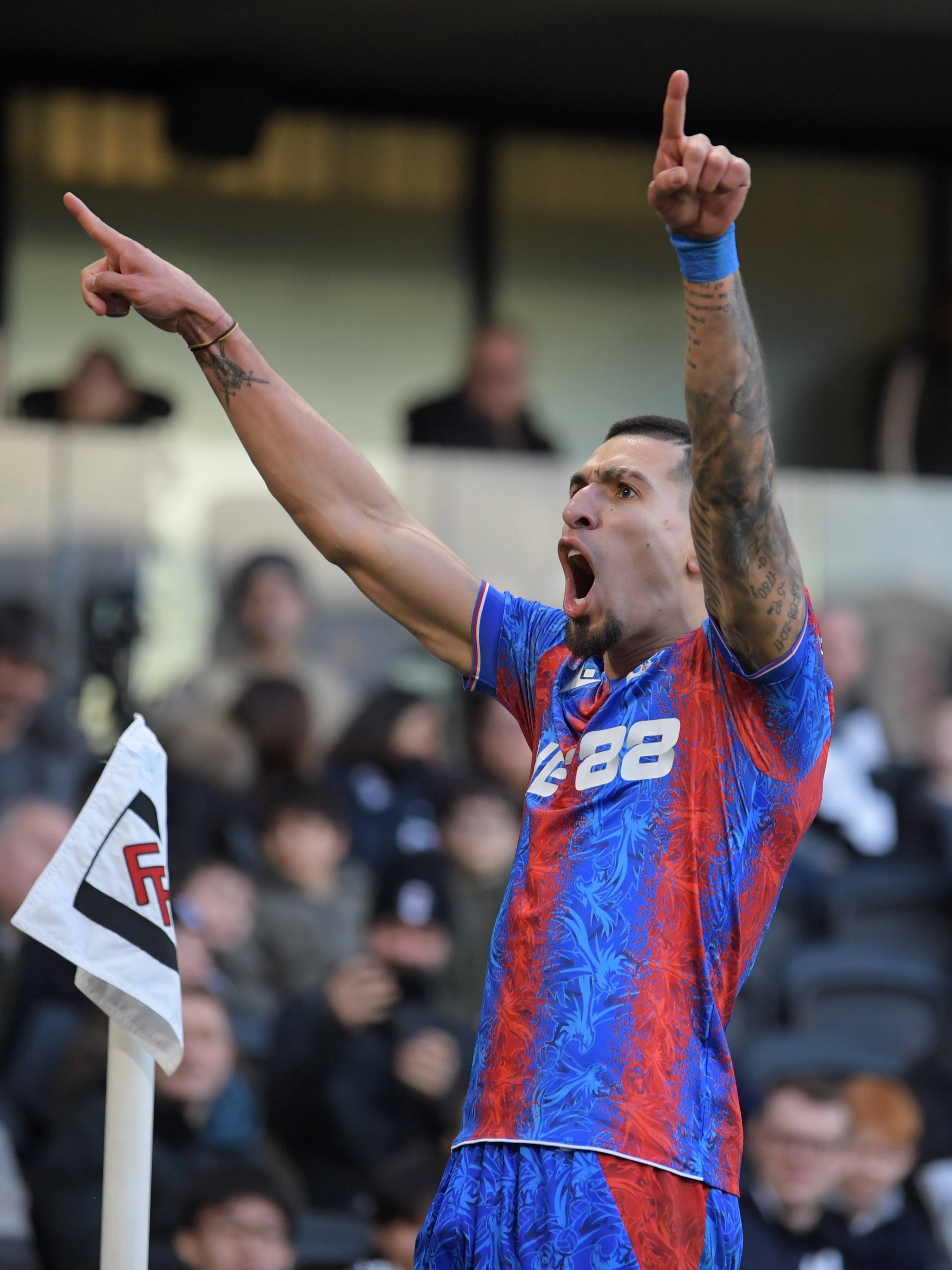 关于彼尔姆斯客场绝杀，击败富勒姆的信息