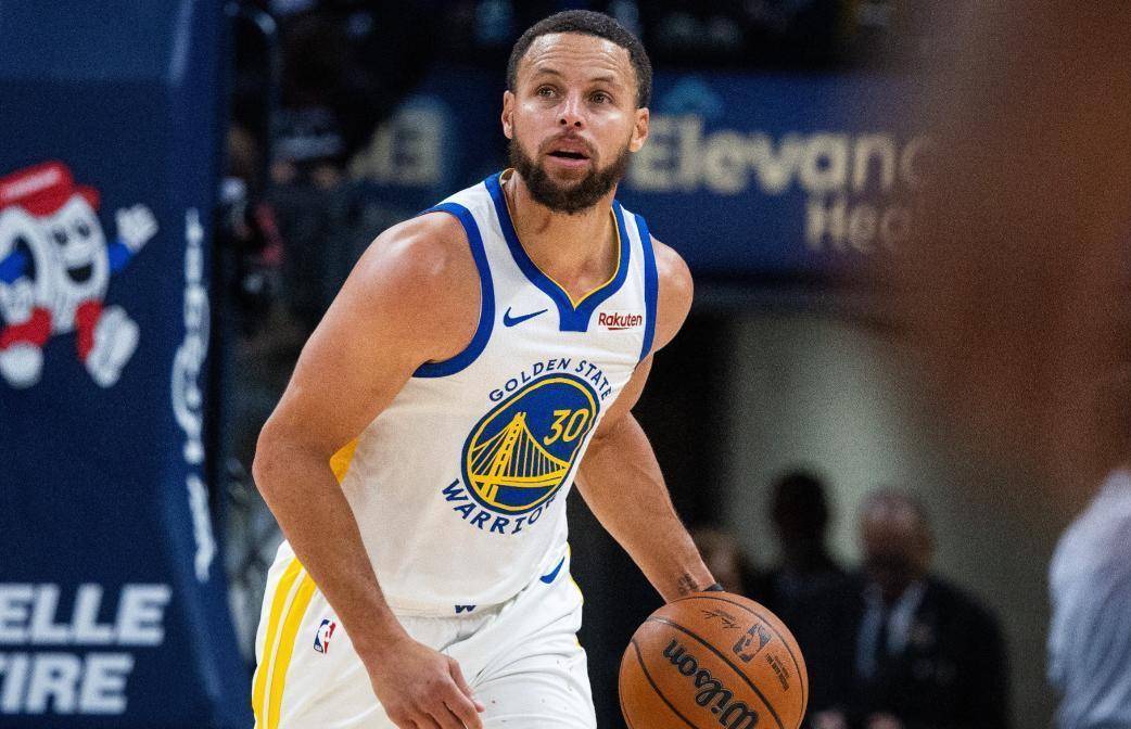 凯尔特人翻盘魔术，库里刷新纪录