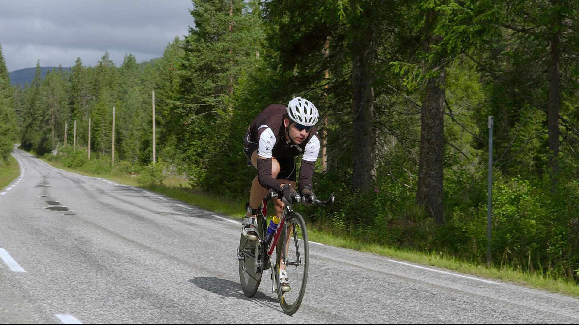铁血防守锁死尼斯,帕尔默一剑封喉成关键先生